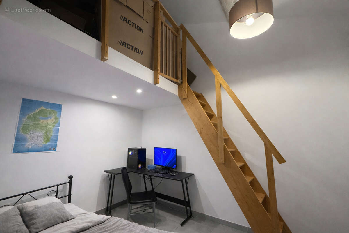 Appartement à SAINT-MANDRIER-SUR-MER