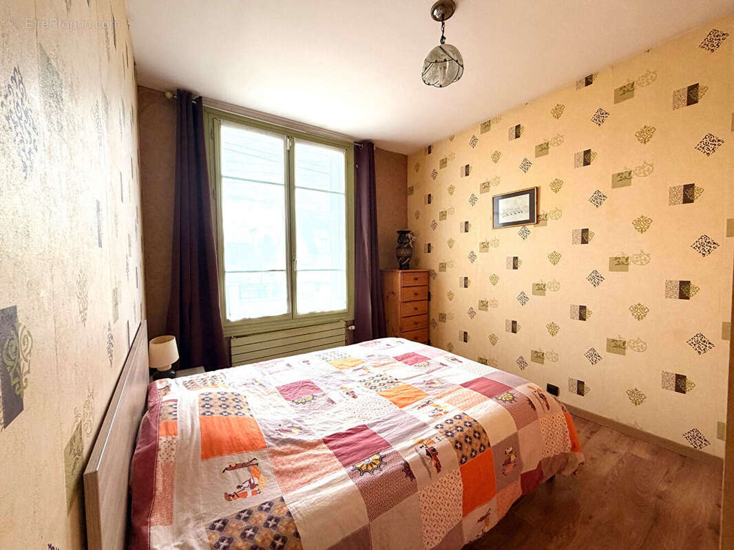 Maison 100 % individuelle sur 299 m² Quartier résidentiel calme - photo 7