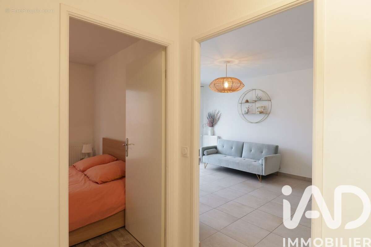 Photo 2 - Appartement à REAU