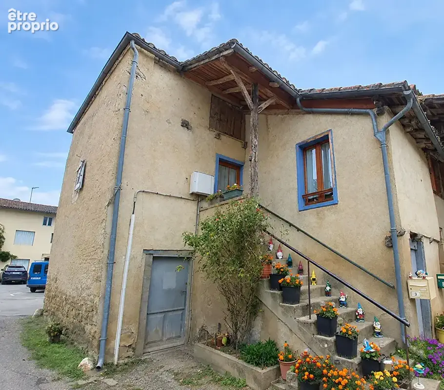 Maison à FENEYROLS