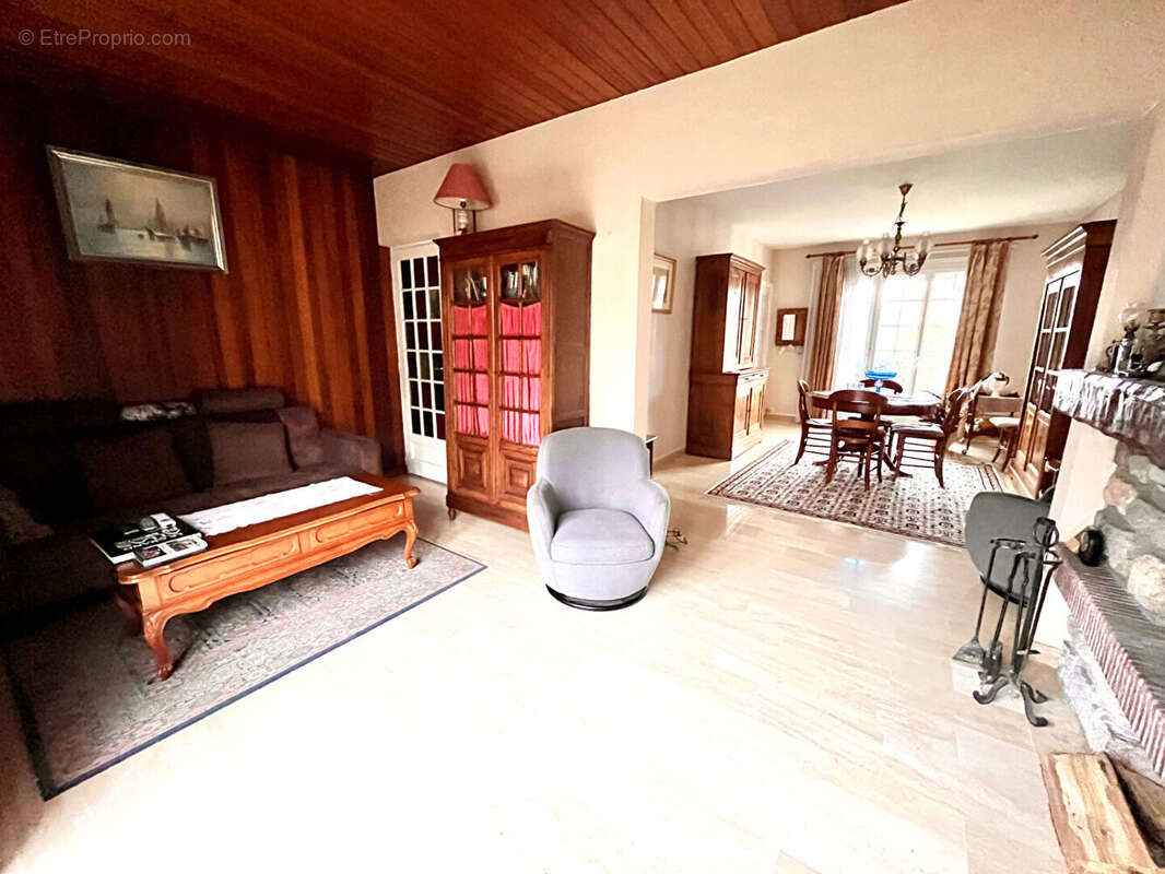 Maison à RIS-ORANGIS