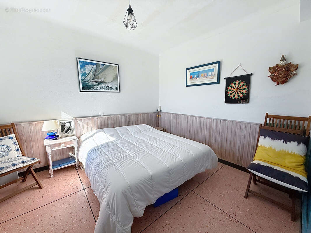 Maison à LES ISSAMBRES