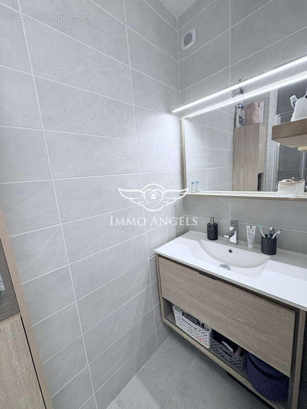 Appartement 49 m² à Frontignan  - photo 9