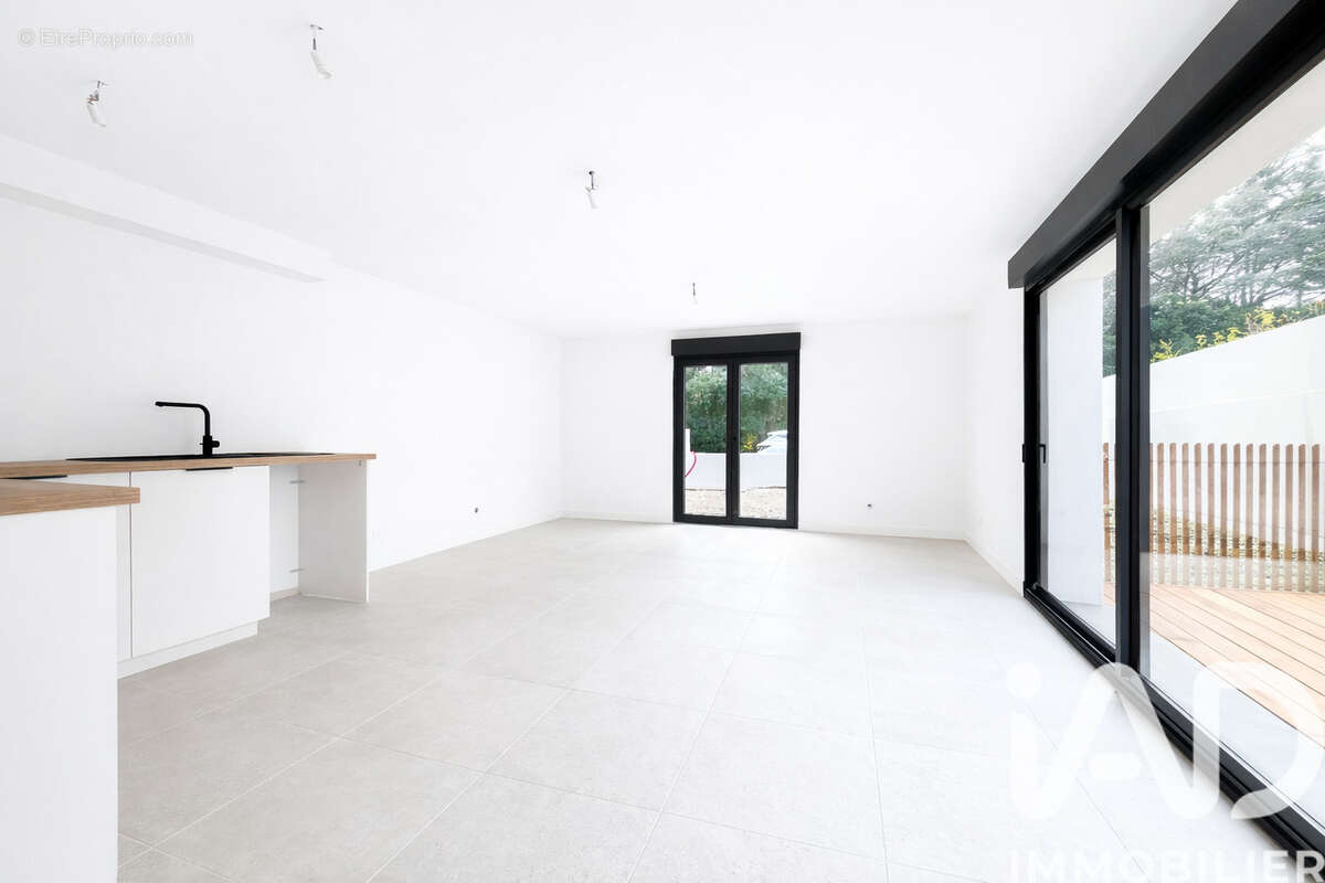 Photo 3 - Appartement à RAMONVILLE-SAINT-AGNE