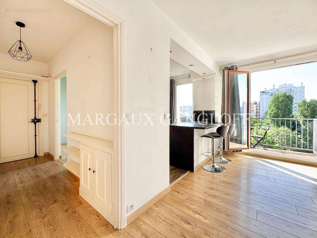 Appartement à ASNIERES-SUR-SEINE
