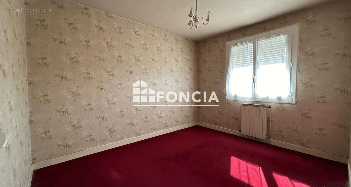 Charmante maison de 131 m² sur deux niveaux avec garage et véranda - photo 11