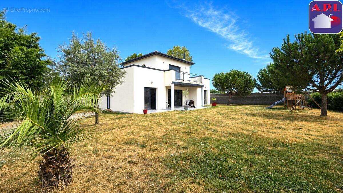 Maison 134 m² à Saverdun  - photo 1
