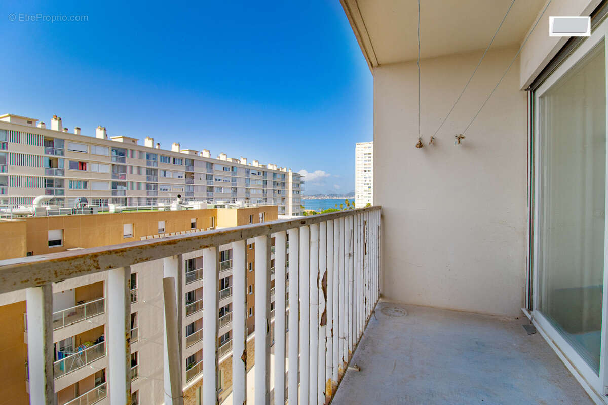 Toulon mourillon - port marchand - appartement 3 pieces - 2 chambres - balcon - photo 7
