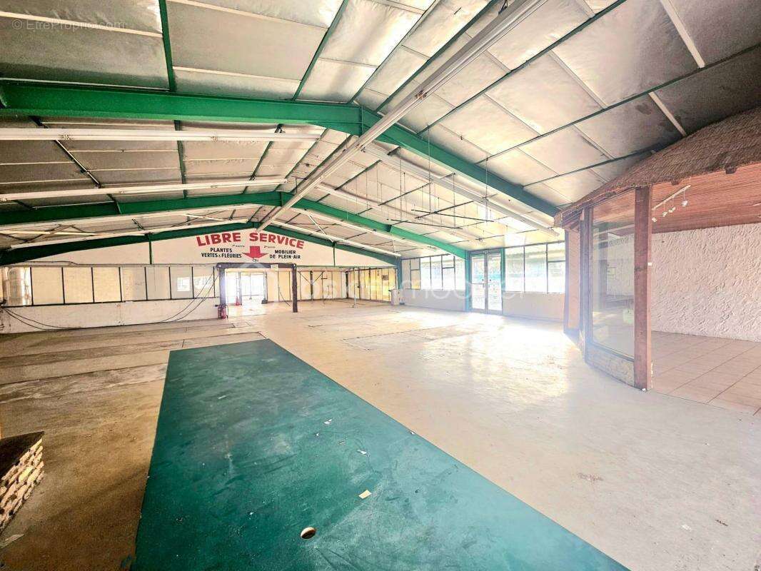 Commerce à SULLY-SUR-LOIRE