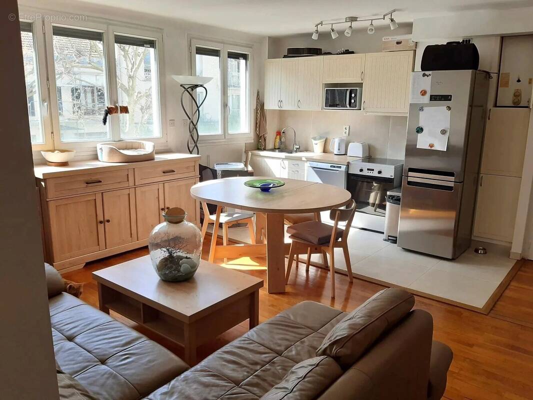 Appartement à LE PERREUX-SUR-MARNE