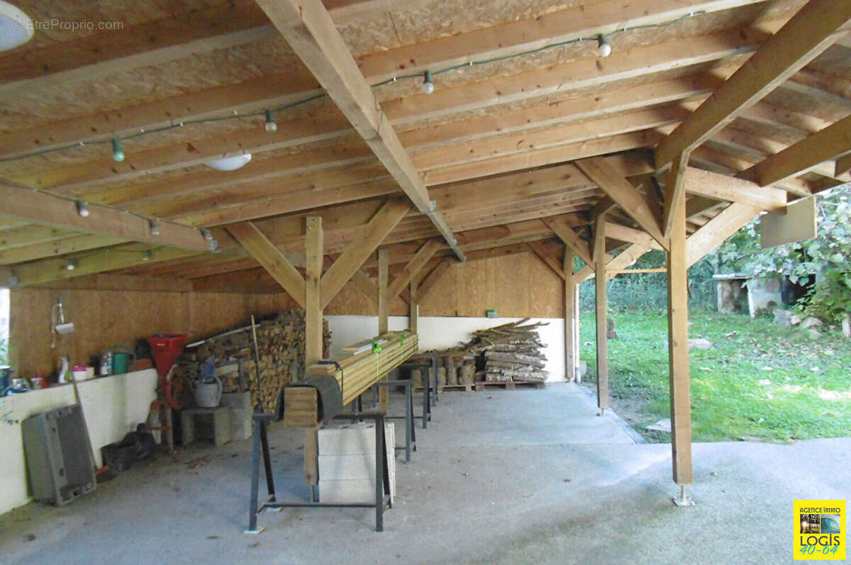 Maison à SAINTE-MARIE-DE-GOSSE