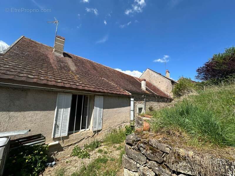 Maison à TORCY-ET-POULIGNY