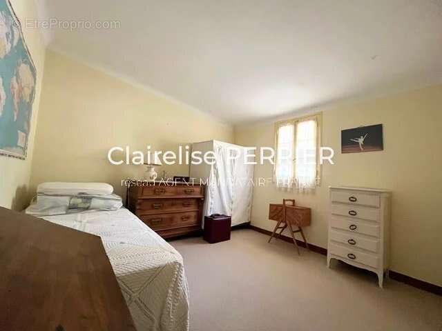 EXCLUSIVITÉ – PROPRIÉTÉ SAINT-ANTONIN-DU-VAR 100m2 habitables et 300m2 aménageables - photo 9