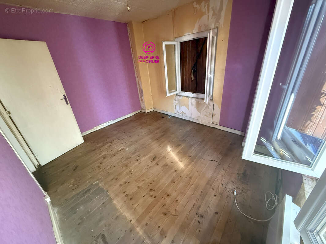 Appartement à LE PEAGE-DE-ROUSSILLON