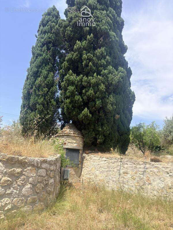 Maison à LE CASTELLET