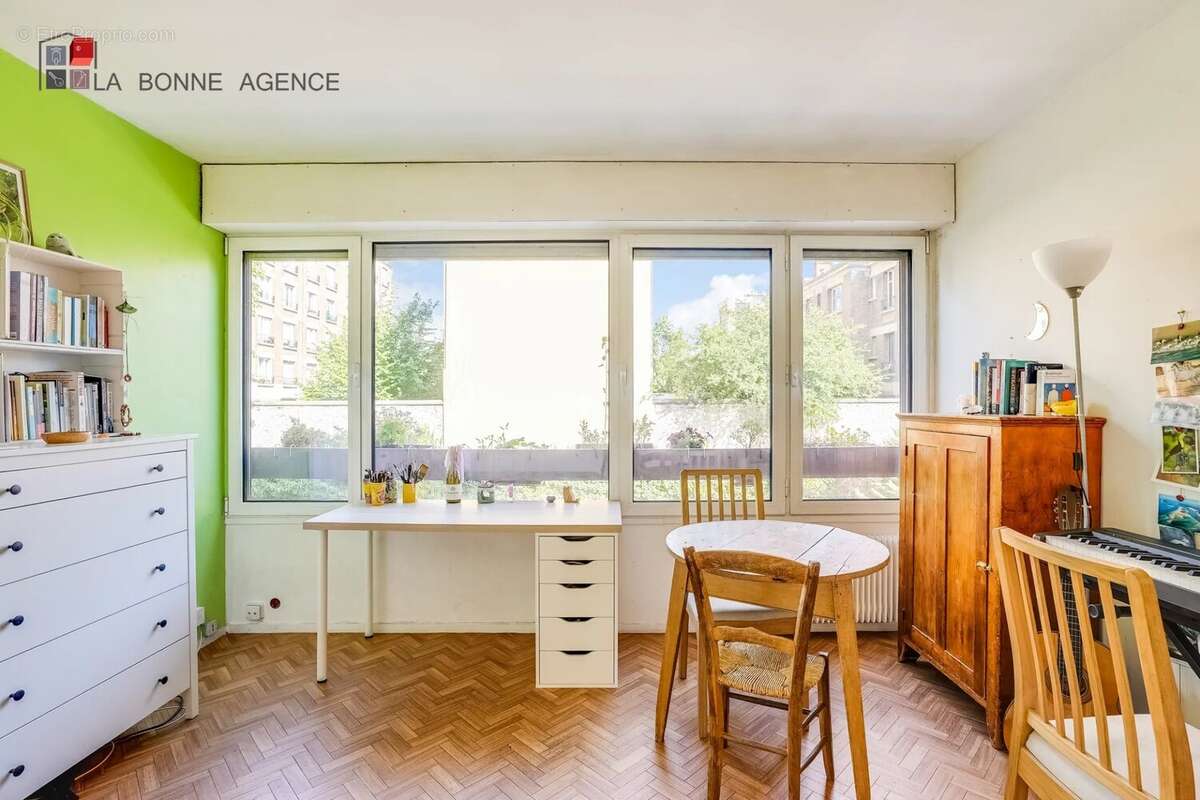 Mairie de Montreuil  Studio lumineux de 27 m² sans vis à vis - photo 7