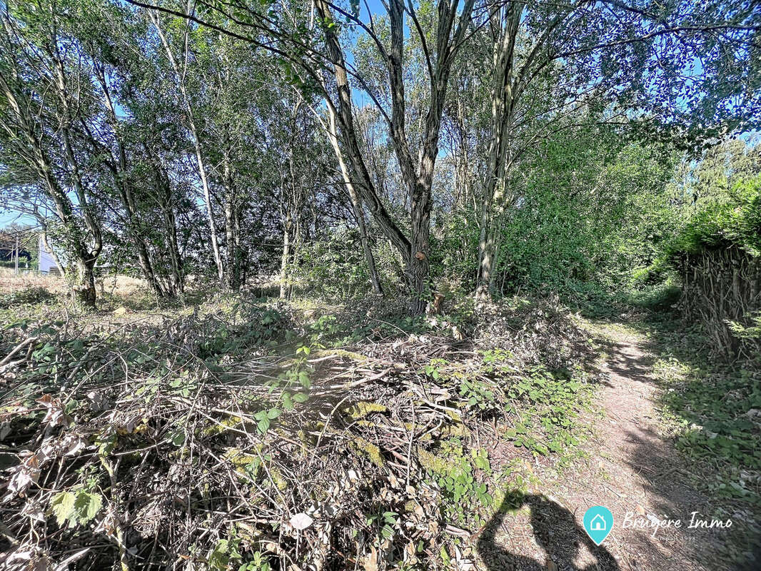 Terrain 3525 m² à Elesmes  - photo 3