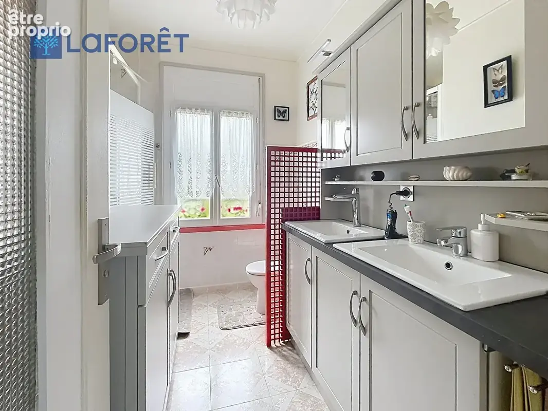 Maison PORT-LOUIS - 5 pièces- 96 m2 - photo 8