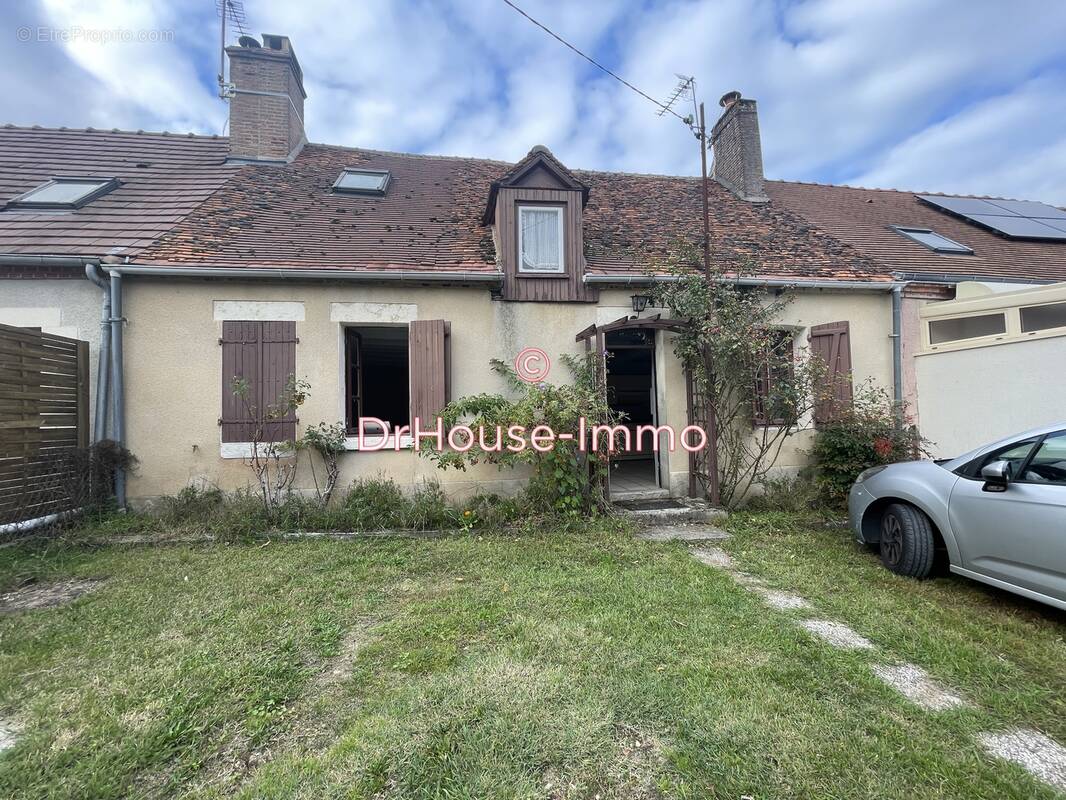 Maison à LION-EN-SULLIAS