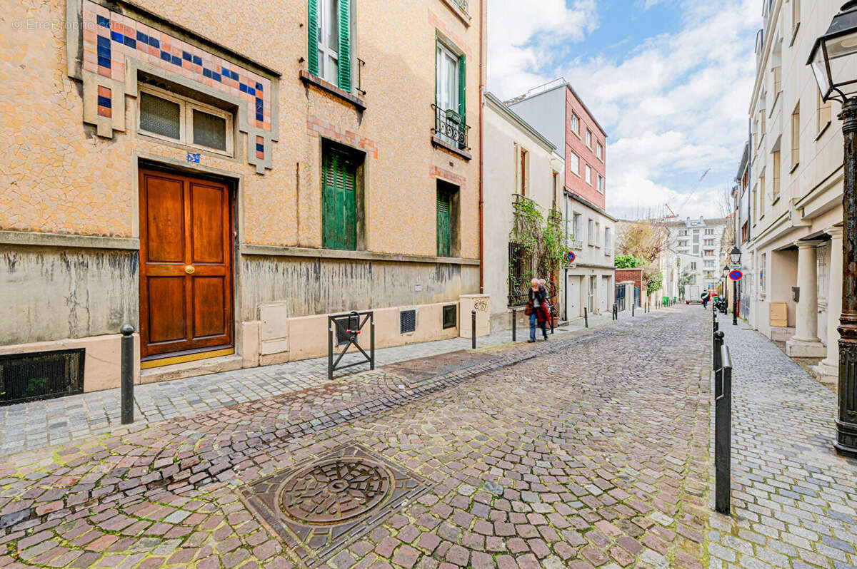 Appartement à PARIS-19E