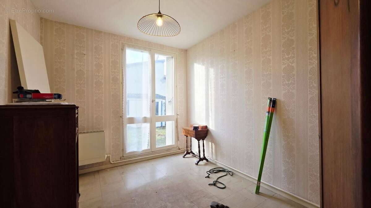 Maison à SAINT-DOULCHARD