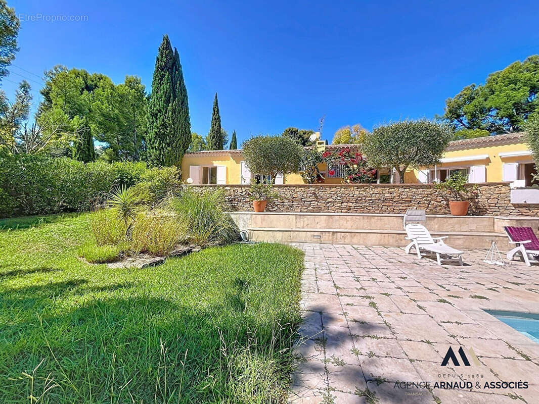 Magnifique maison (5 chambres) de plain-pied avec piscine - photo 17