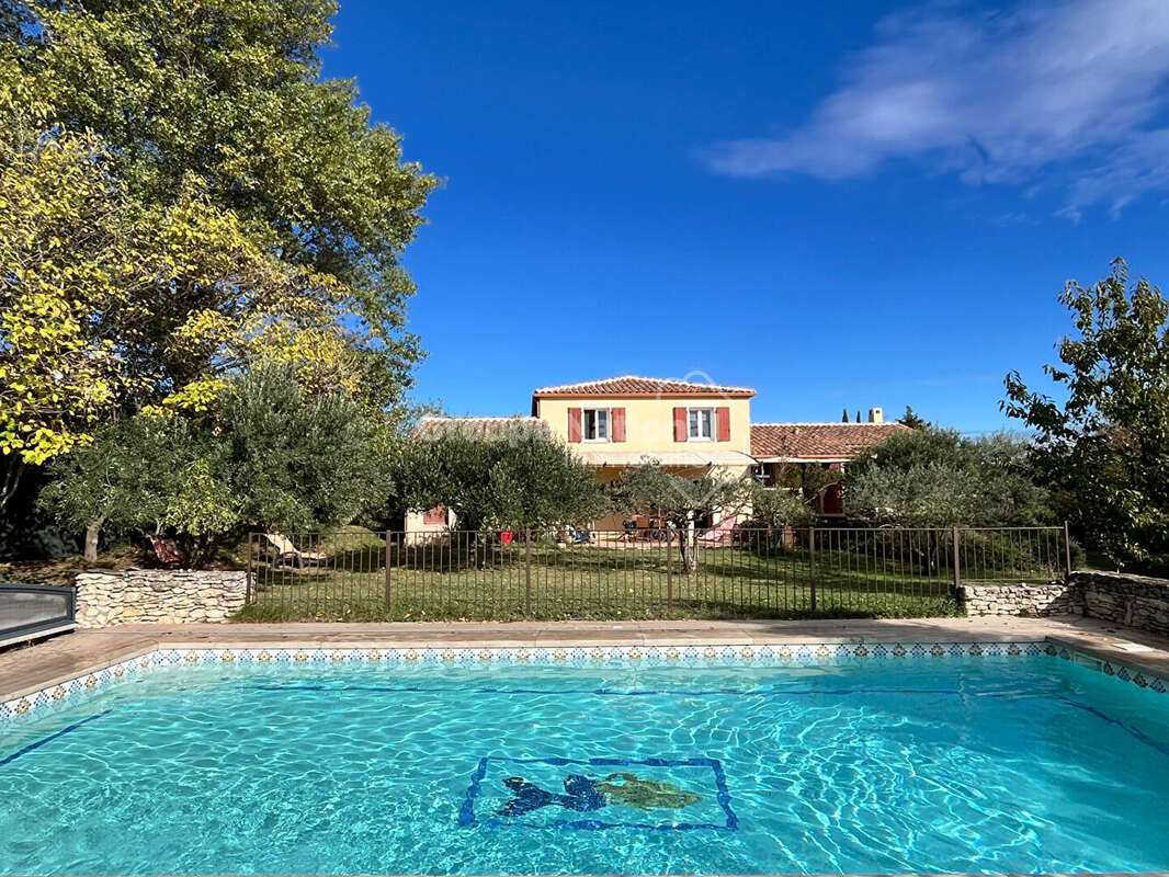 Maison à ROCHEFORT-DU-GARD