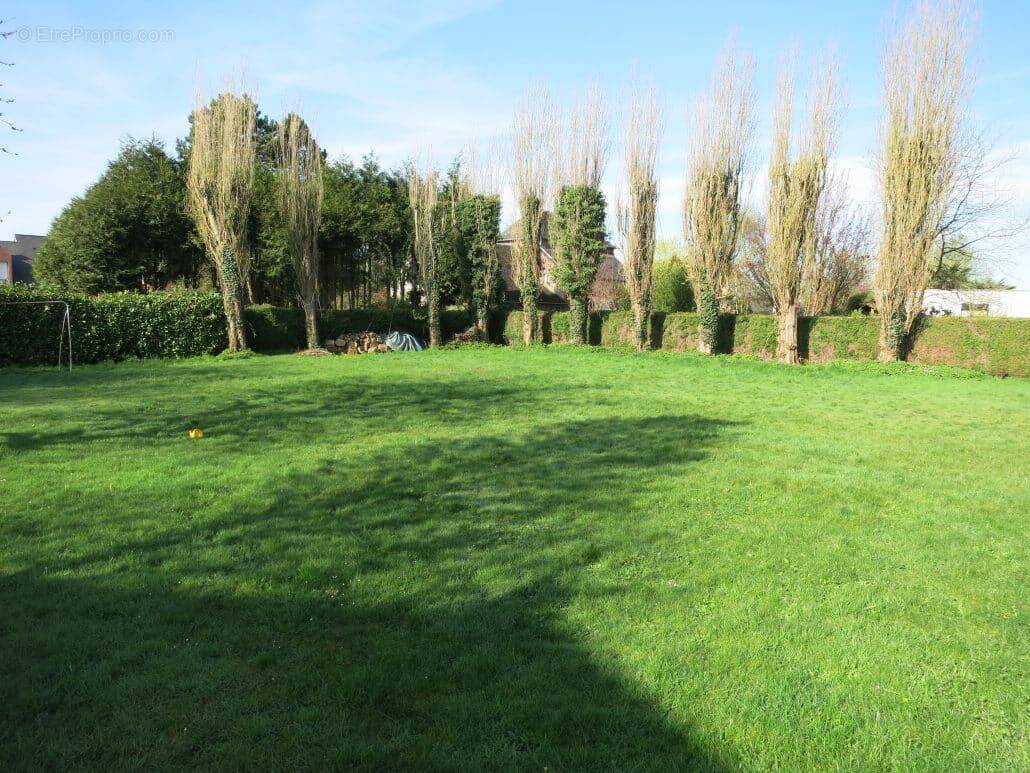 Terrain à SAINT-AUBIN-DE-MEDOC