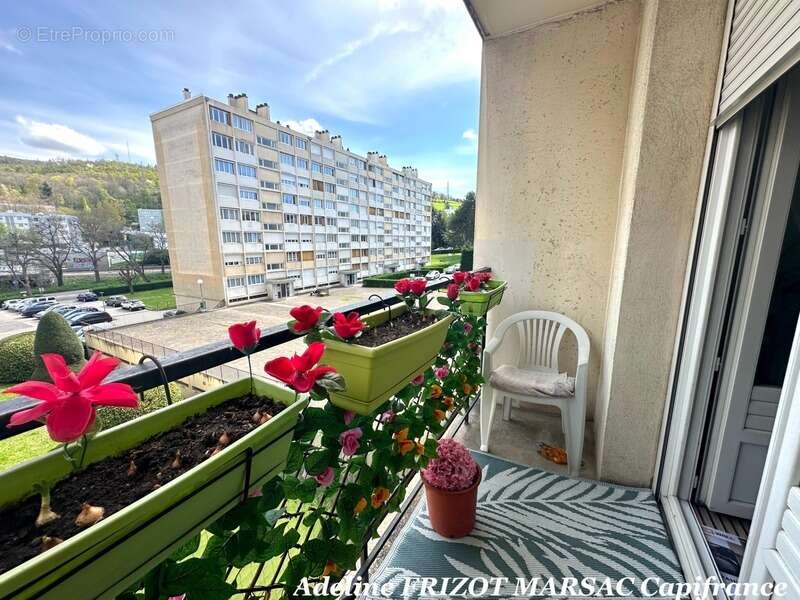 Appartement 76m2 - loue - 4 balcons - 3 chambres - lumineux - photo 9