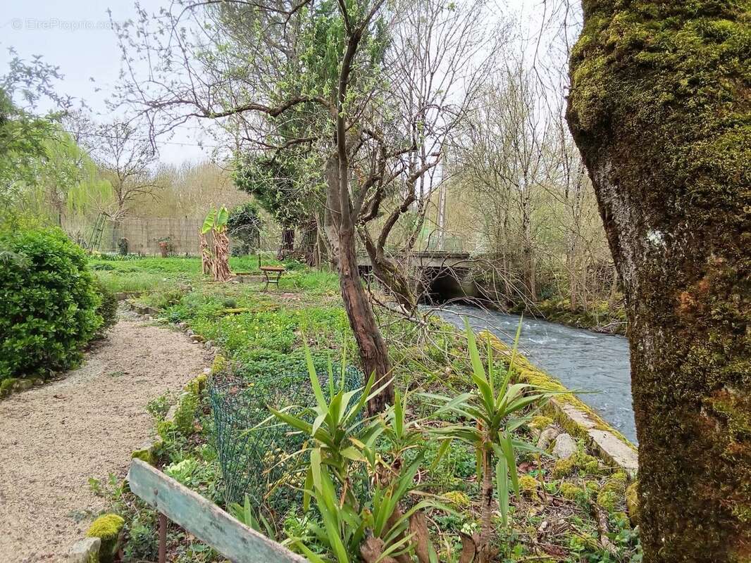 Maison à SAINT-FRAIGNE