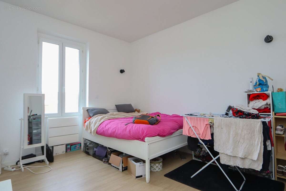 Appartement à SAINT-JEAN-DE-BRAYE