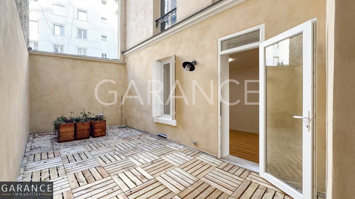 Appartement à PARIS-12E