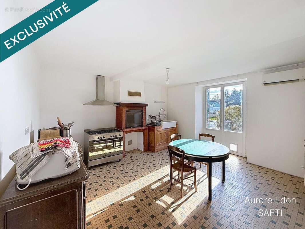 Photo 2 - Maison à COMBREE
