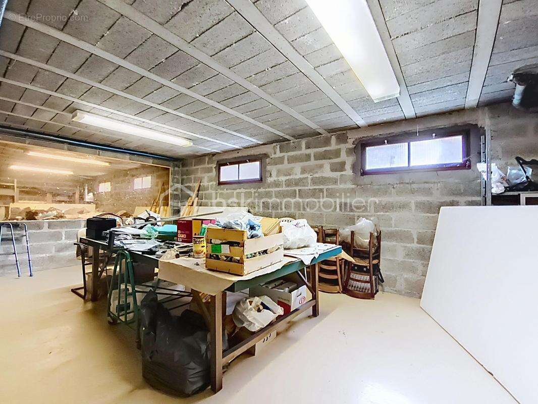 Maison sur la commune de Chatou - photo 24