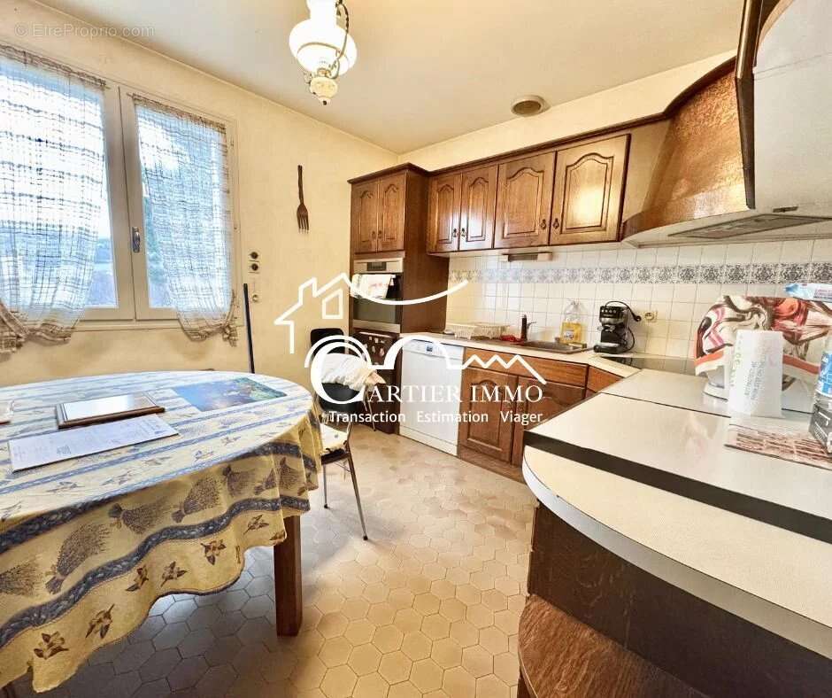 Maison à VALS-PRES-LE-PUY