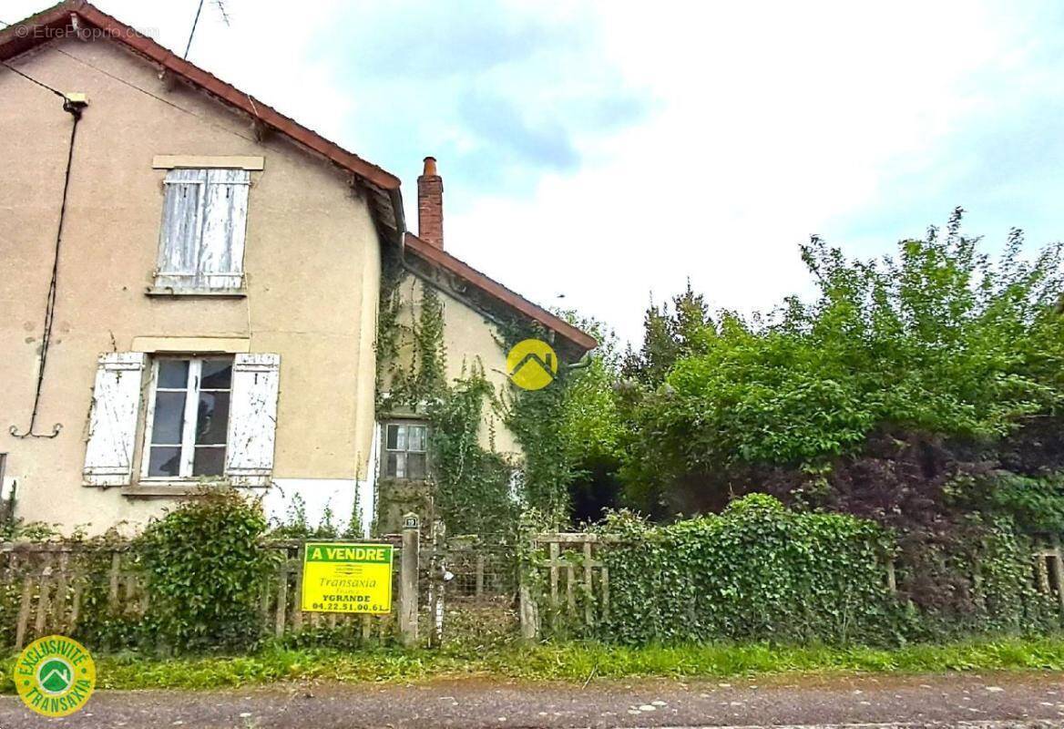 Maison à SAINT-HILAIRE