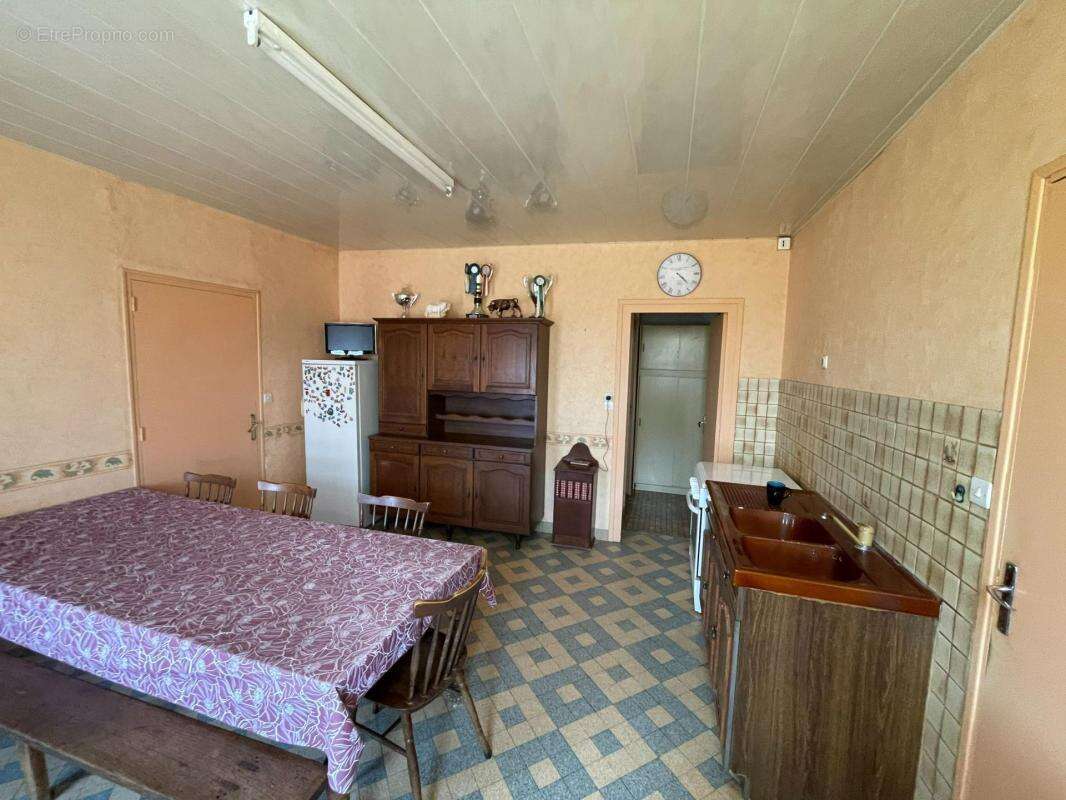 Maison à VALLON-SUR-GEE