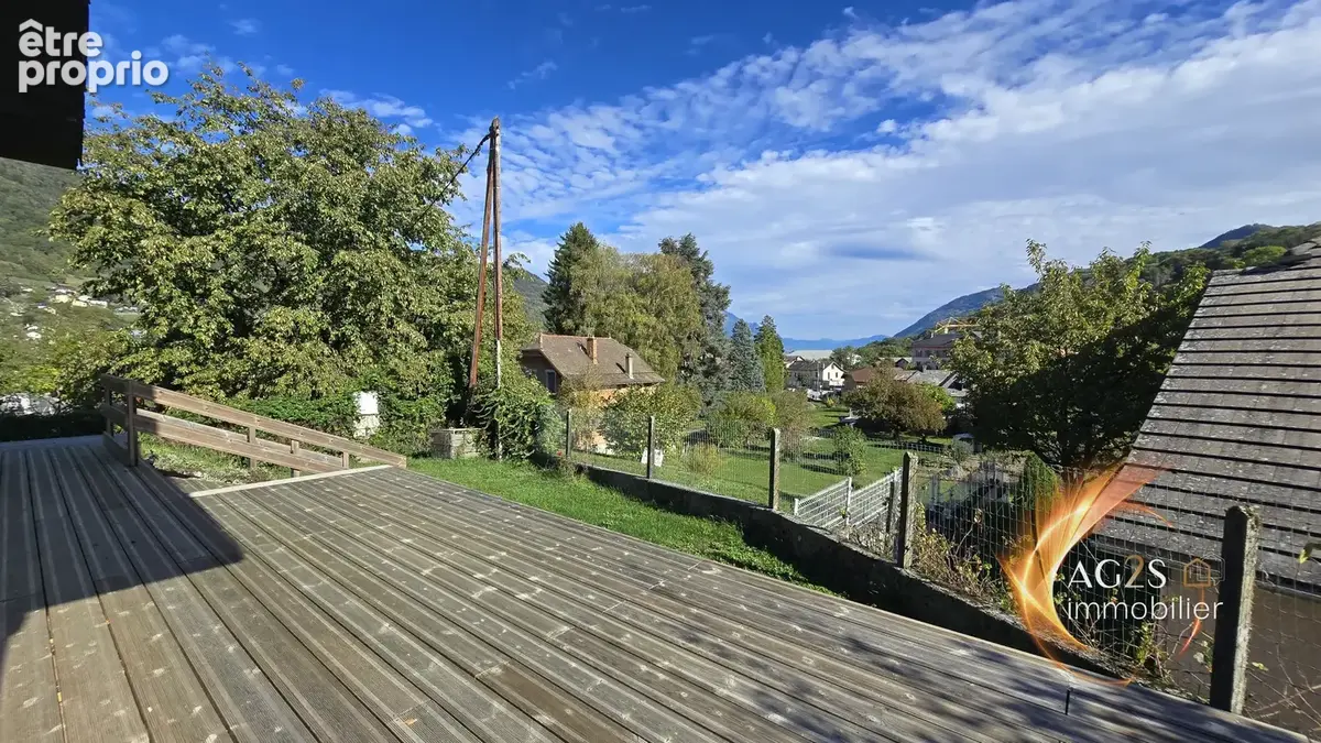 Charmante petite maison en plein coeur de La Rochette - photo 5