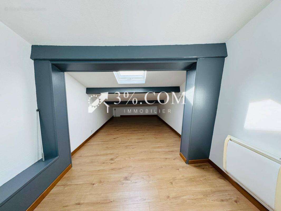 Appartement 72 m² à Cogolin  - photo 9
