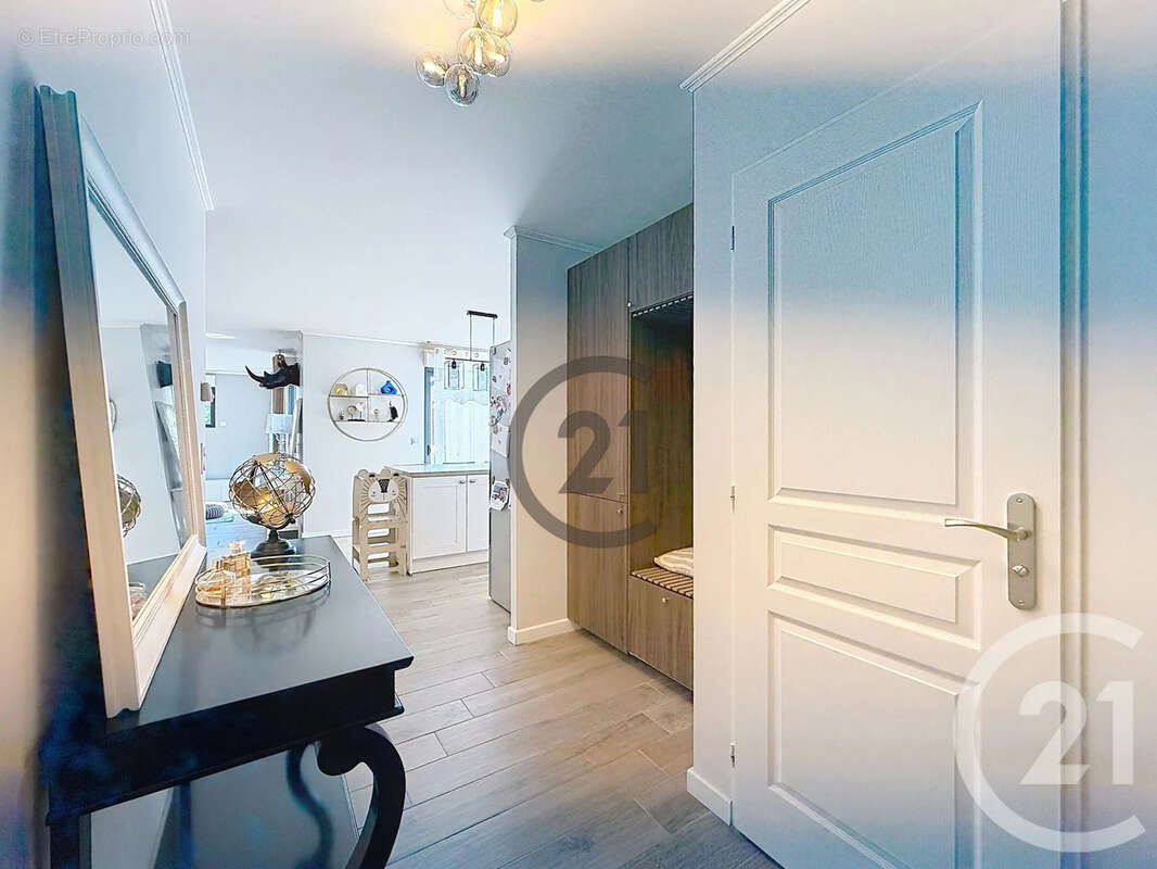 Maison 126 m² à Saint-Pouange  - photo 5