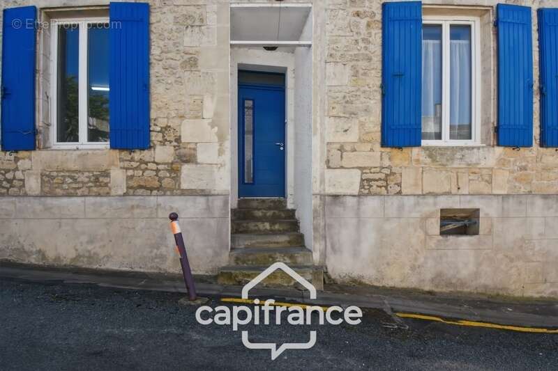 Maison à PONT-L&#039;ABBE-D&#039;ARNOULT