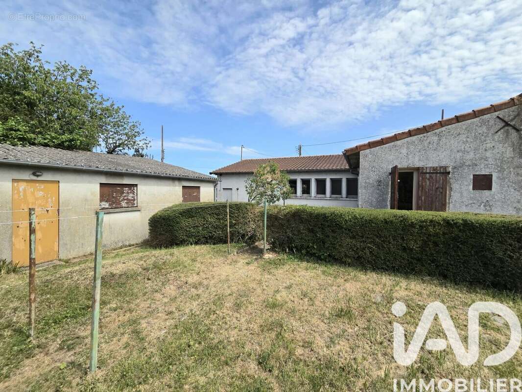 Photo 3 - Maison à POITIERS