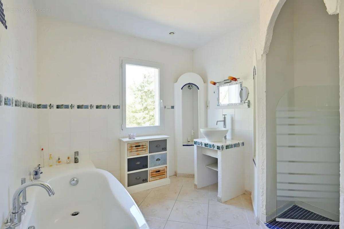 Villa spacieuse avec piscine à Bagard - photo 19