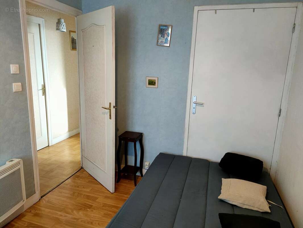 Maison à CHAMPAGNAC-LA-RIVIERE