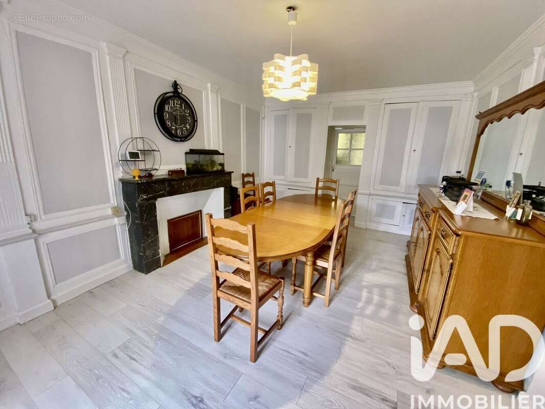 Maison 217 m² à La Trinite-Porhoet  - photo 8