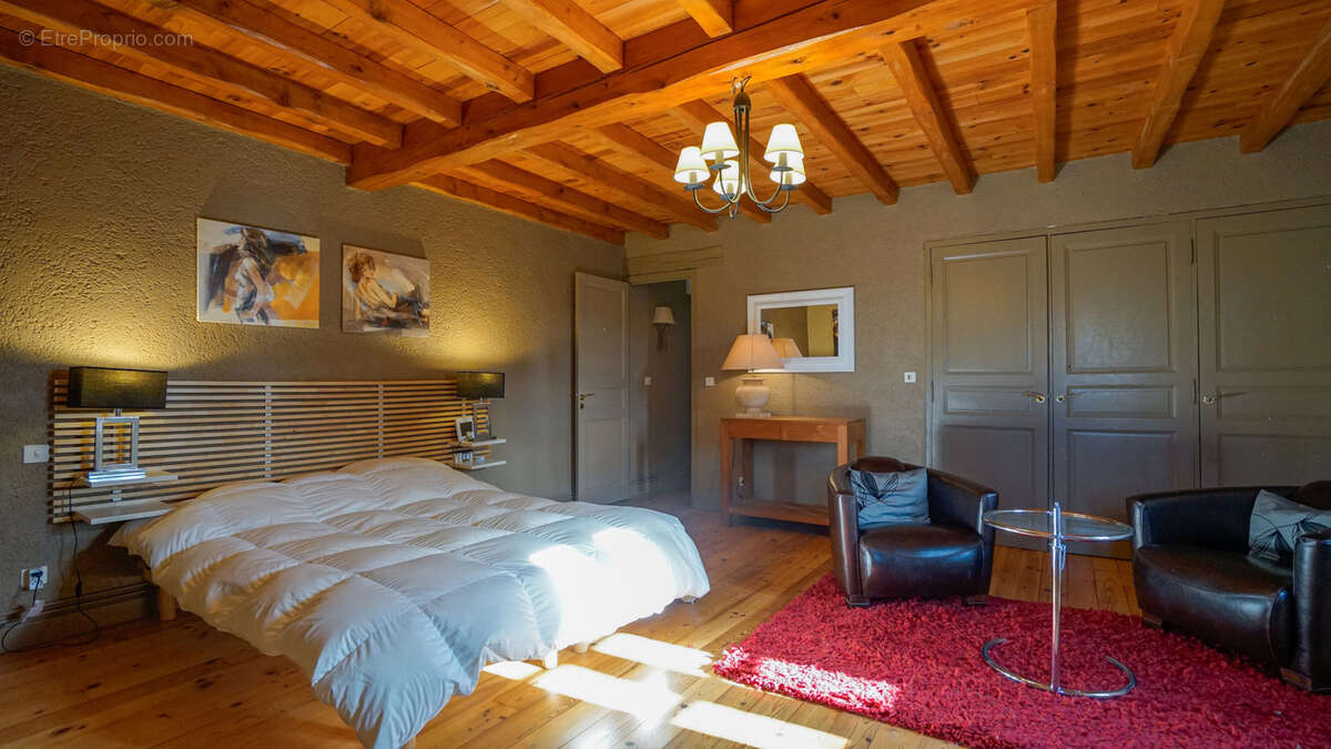 Maison à SAUZET