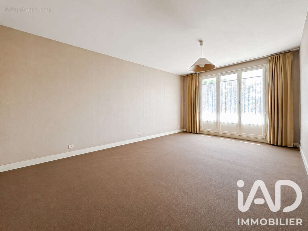 Appartement 89 m² à Chelles  - photo 4
