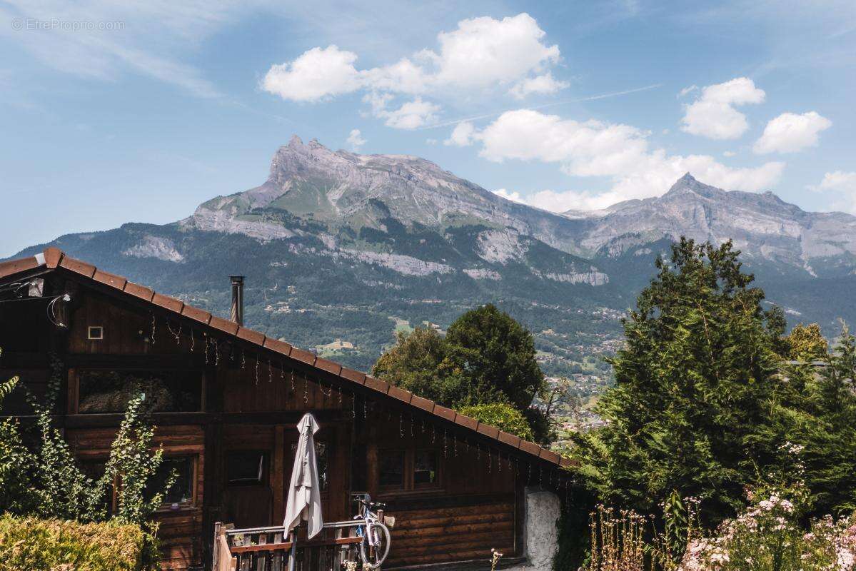 Appartement à SAINT-GERVAIS-LES-BAINS
