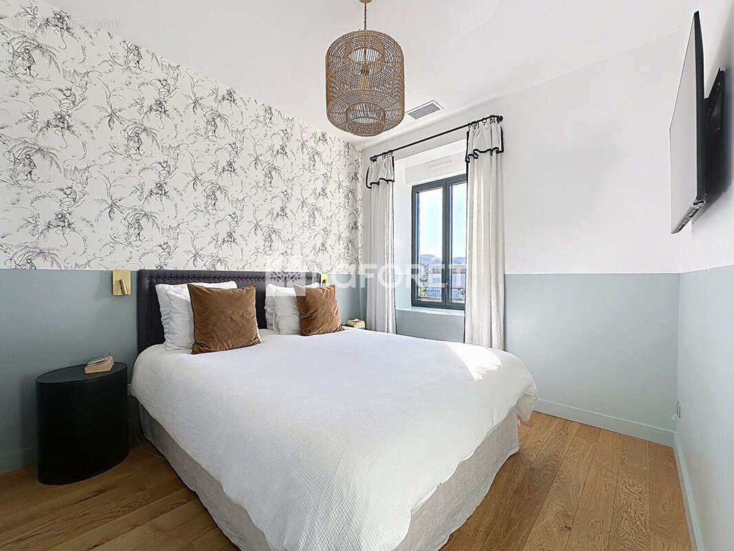 Maison à NEUVILLE-SUR-SAONE