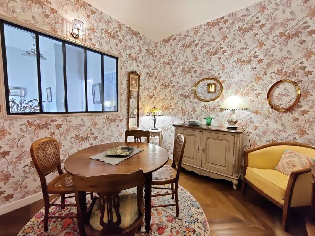 Appartement à BRIONNE